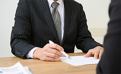 公安委員会に届け出を行っているか